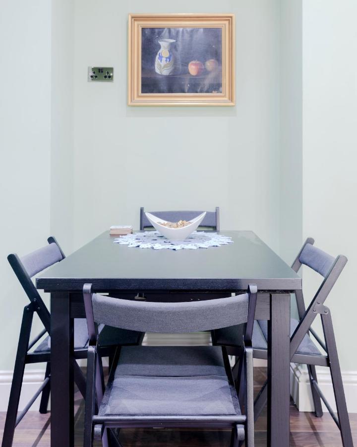 Central Stylish 2-Bed Apartment In London Exterior foto